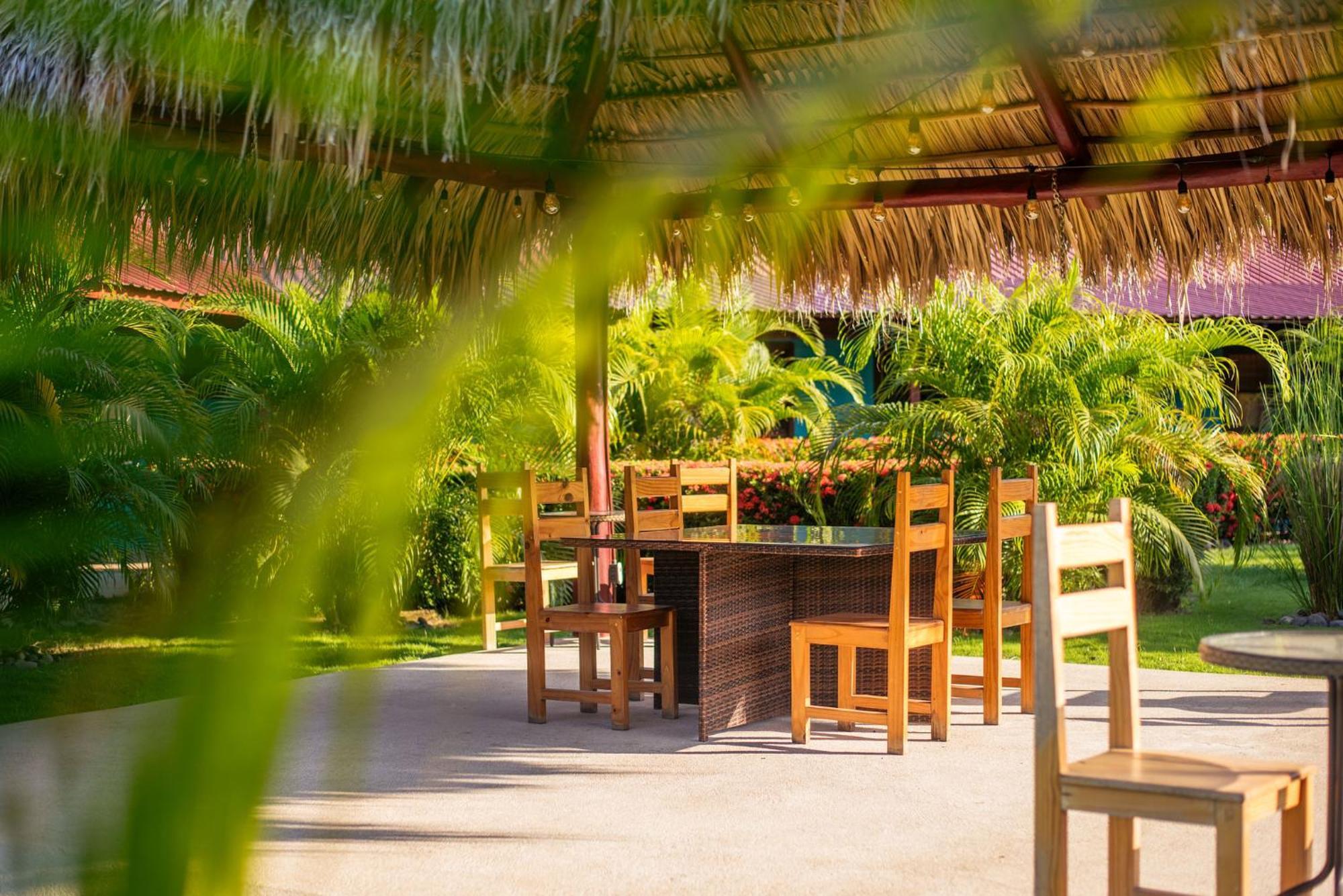 Beach Break Resort & Cr Surf Camp ฆาโก ภายนอก รูปภาพ