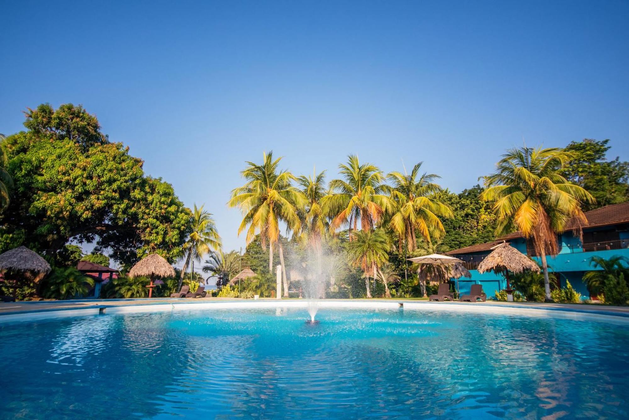 Beach Break Resort & Cr Surf Camp ฆาโก ภายนอก รูปภาพ